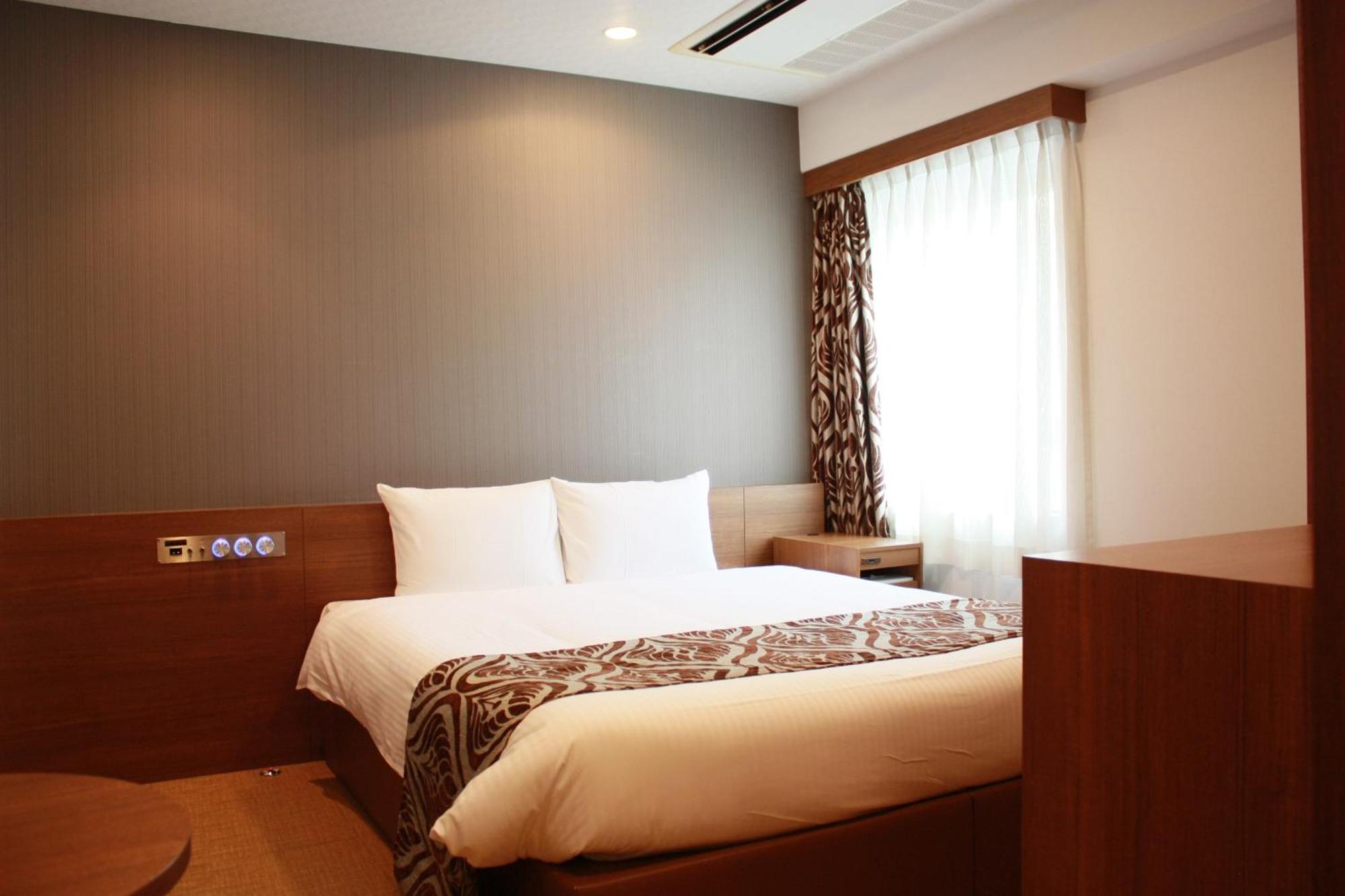 Hotel Vr Osaka Esterno foto