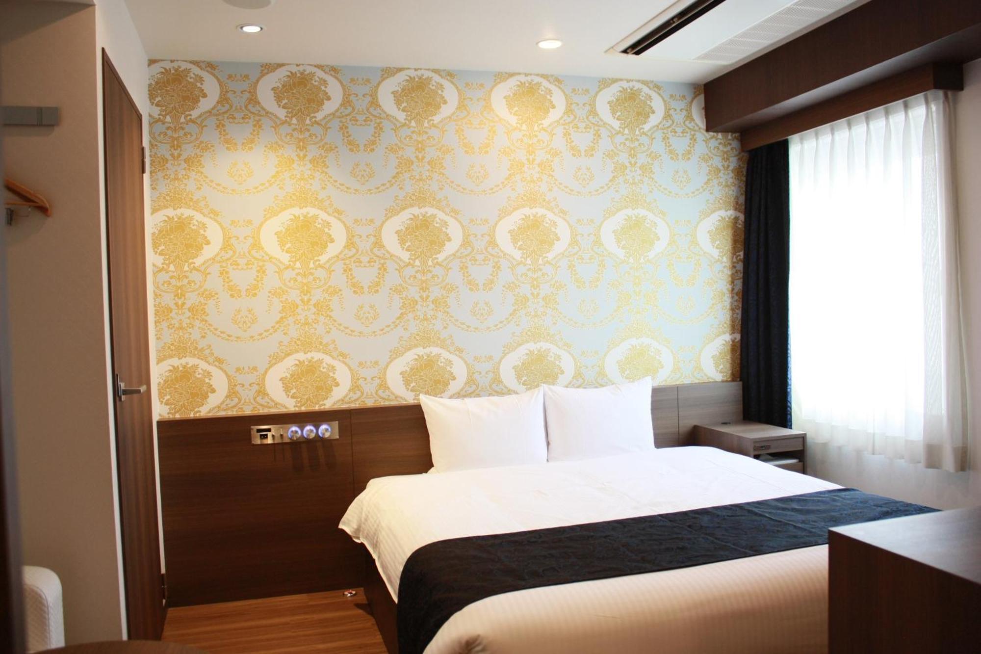 Hotel Vr Osaka Esterno foto